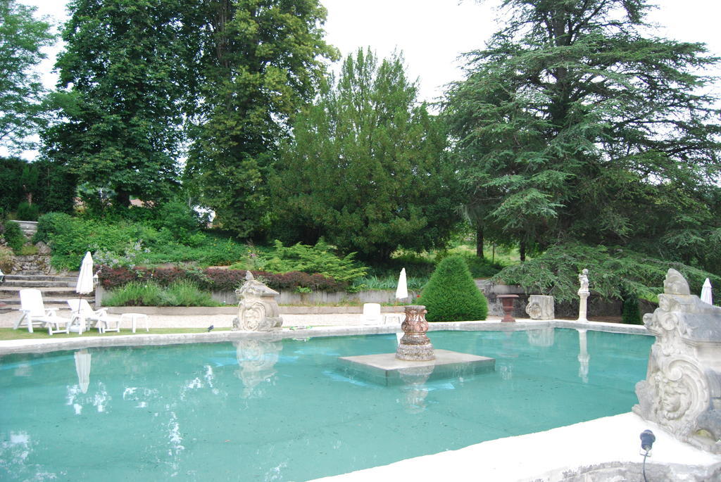 Chateau De Chantelauze Olliergues 외부 사진